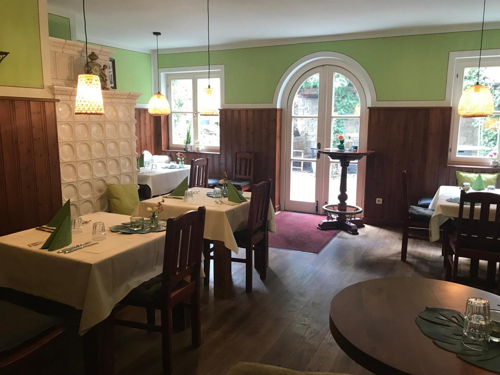 Hotel & Restaurant Sonnenhoefle Sommerhausen
