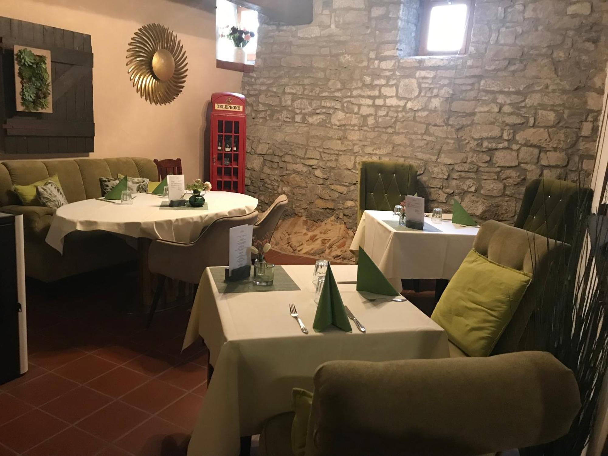 & Restaurant Sonnenhoefle 3* Sommerhausen